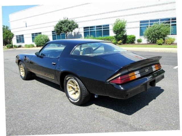 1981 Chevrolet Camaro Z28 - photo 11