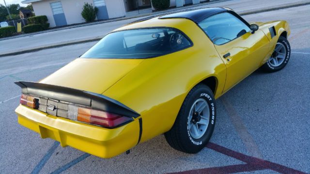 1981 Chevrolet Camaro z28 - photo 2