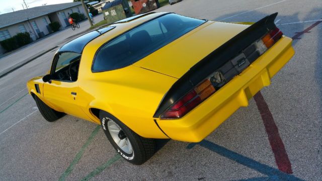 1981 Chevrolet Camaro z28 - photo 3