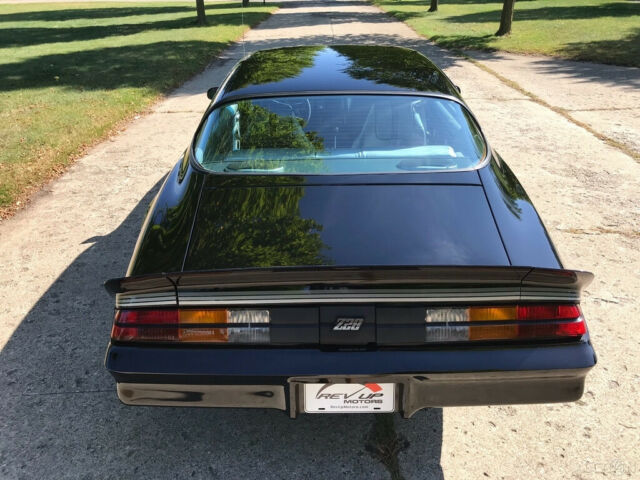1981 Chevrolet Camaro Z28 - photo 12