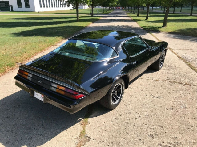 1981 Chevrolet Camaro Z28 - photo 6