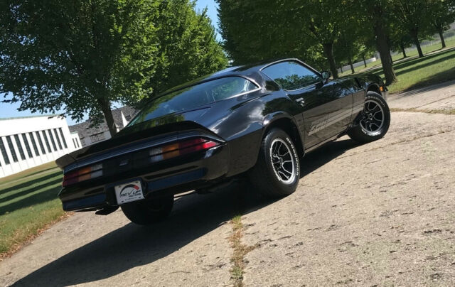 1981 Chevrolet Camaro Z28 - photo 7