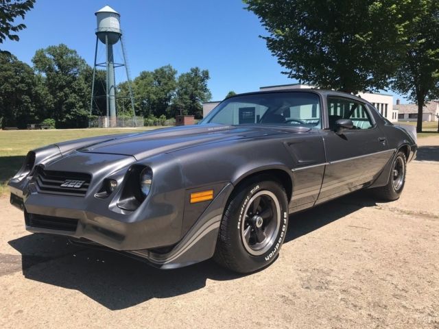 1981 Chevrolet Camaro Z28 - photo 2