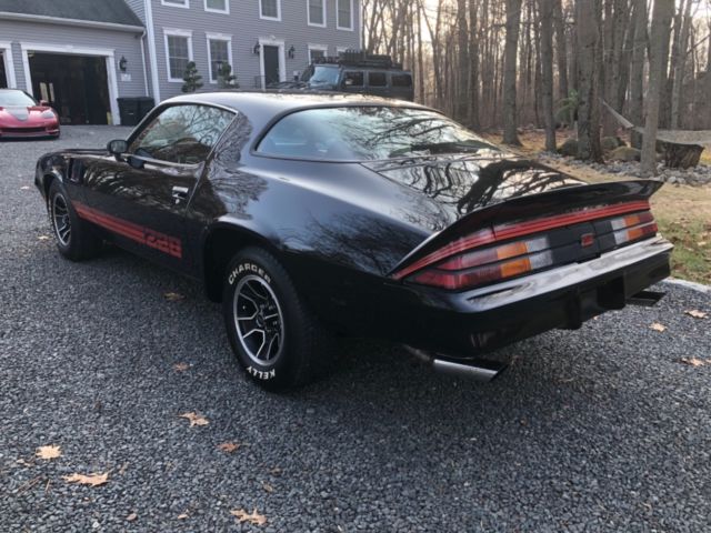 1981 Chevrolet Camaro Z28 - photo 12