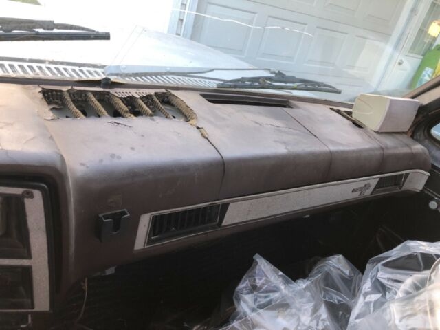 1981 Chevrolet C-10 - photo 9
