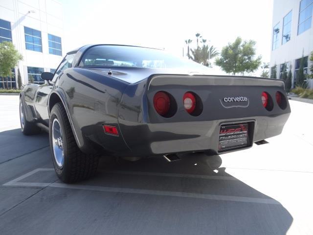 1981 Chevrolet Corvette - photo 9