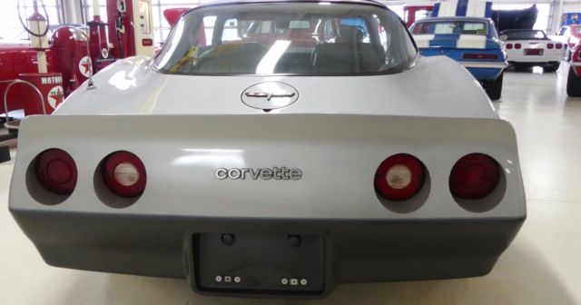 1981 Chevrolet Corvette -- - photo 10