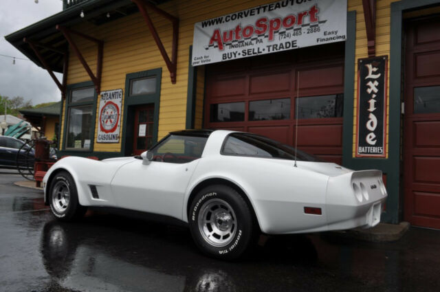 1981 Chevrolet Corvette 1981 9k Org Miles White/Red Org Docs Loaded! - photo 9