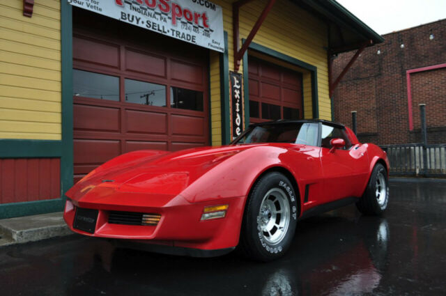 1981 Chevrolet Corvette 1981 Red/Red 19k Org Miles Org Docs! - photo 6