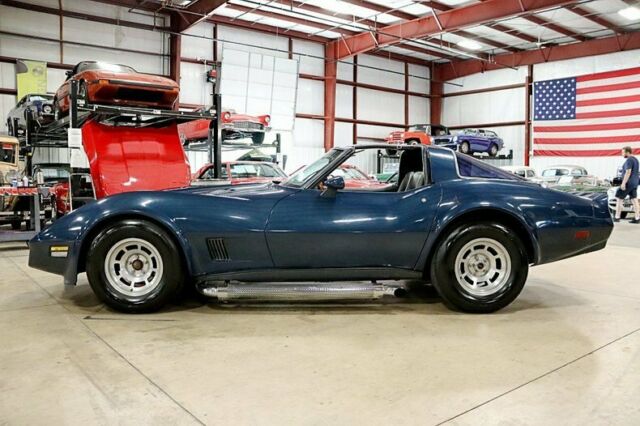 1981 Chevrolet Corvette -- - photo 2