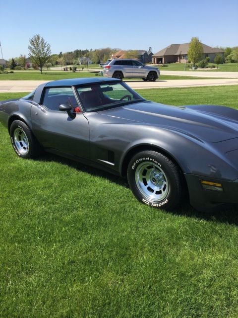 1981 Chevrolet Corvette 31,000 original miles Time Capsule! 1981 Chevrolet Corvette LEATHER