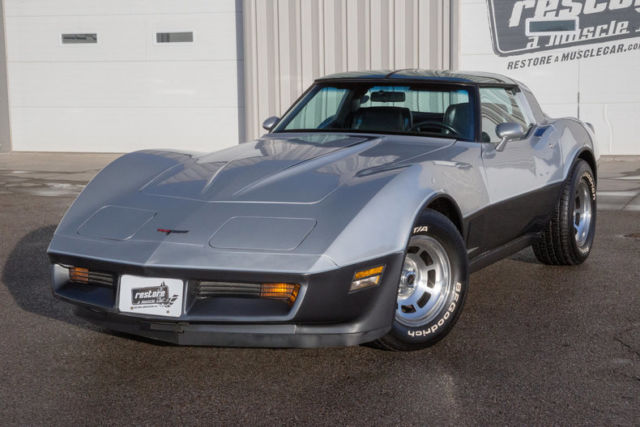 1981 Chevrolet Corvette 3220 Miles Corvette Silver Metallic Coupe 350ci V8 L81 1981 Chevrolet Corvette --