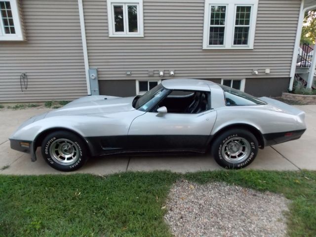 1981 Chevrolet Corvette - photo 2