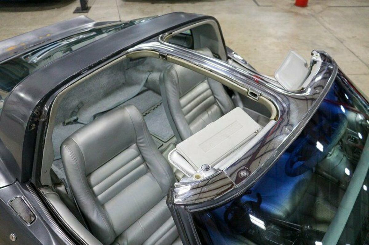 1981 Chevrolet Corvette - photo 10