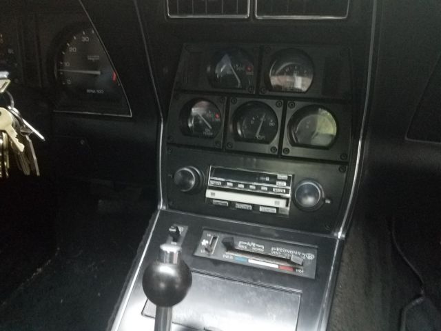 1981 Chevrolet Corvette T-TOP Coupe - photo 10