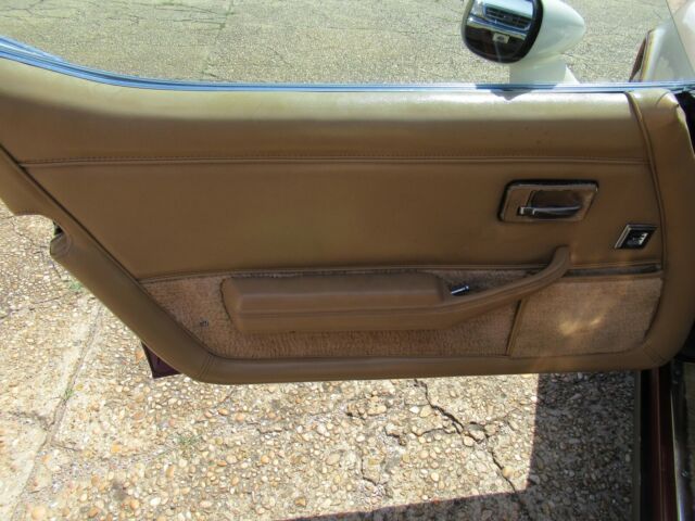 1981 Chevrolet Corvette BOWLING GREEN EDITION - photo 12