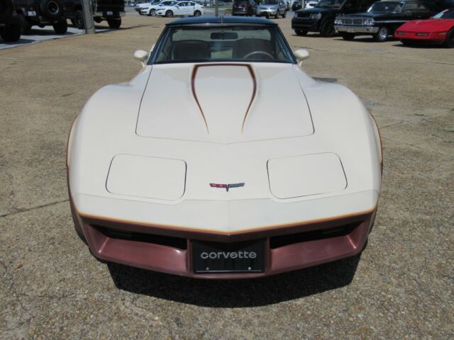 1981 Chevrolet Corvette BOWLING GREEN EDITION - photo 3
