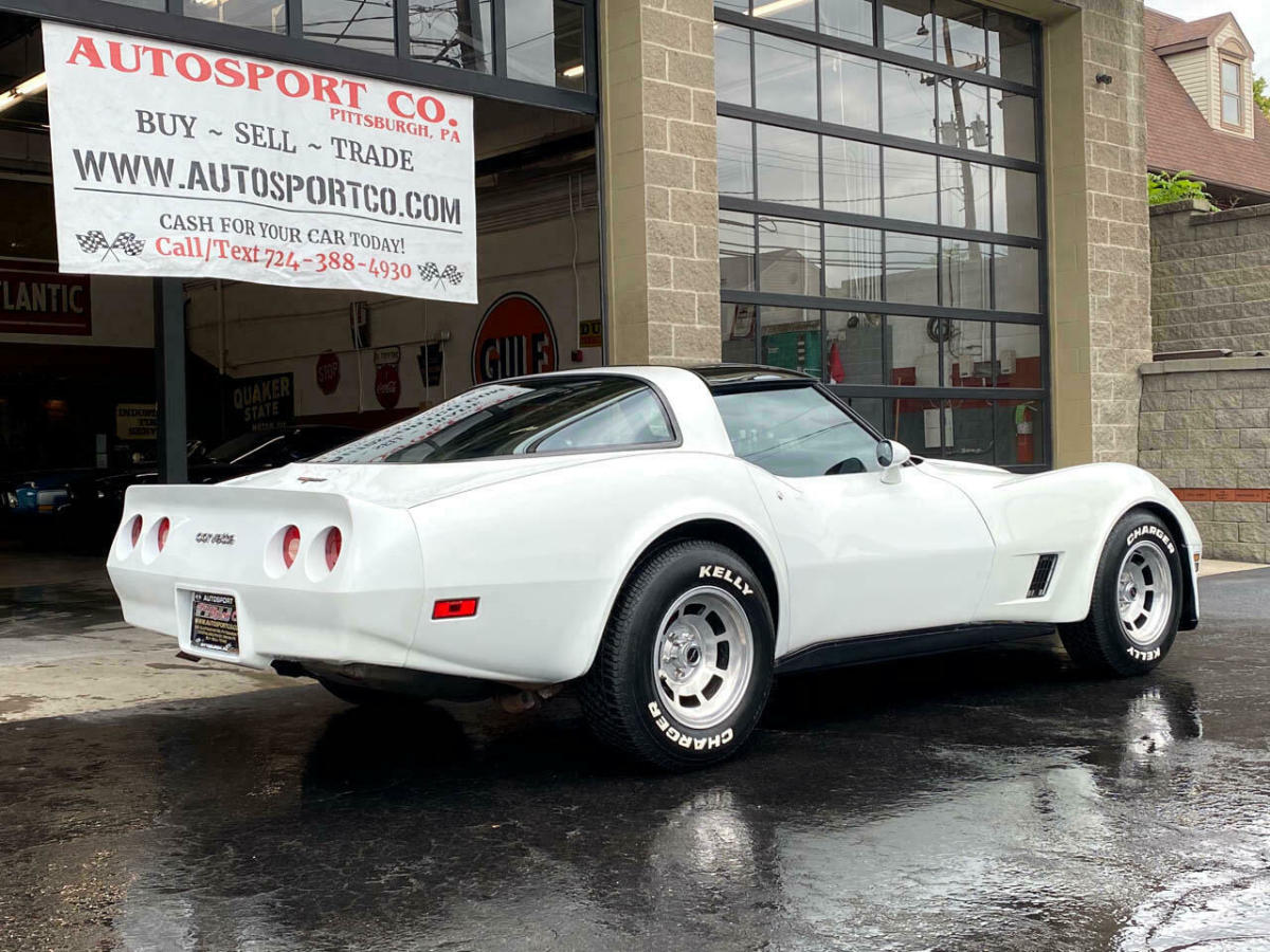 1981 Chevrolet Corvette Coupe - photo 4