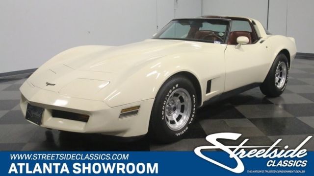 1981 Chevrolet Corvette Coupe 350 V8 Automatic Classic Vintage Collector 1981 Chevrolet Corvette --