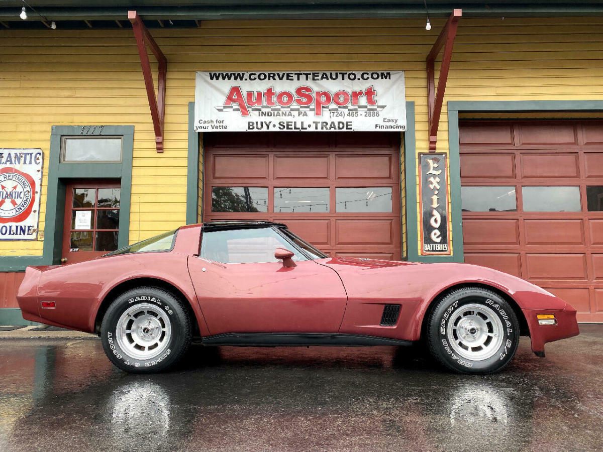 1981 Chevrolet Corvette Coupe - photo 2
