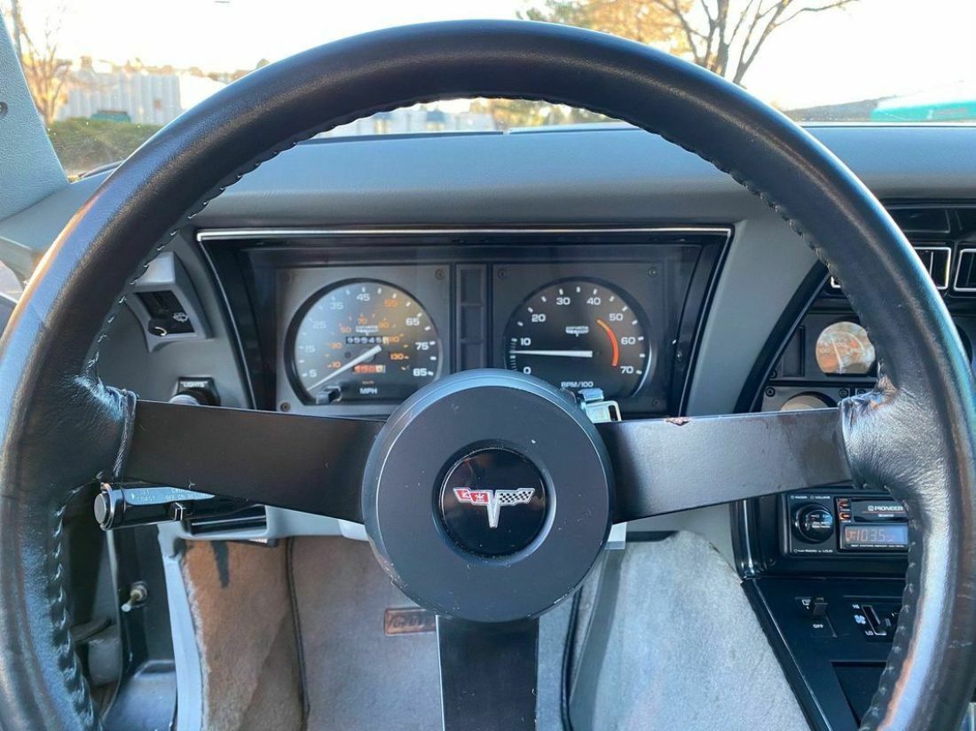 1981 Chevrolet Corvette Coupe Extremely Clean, 55k Miles, Number Matching - photo 9