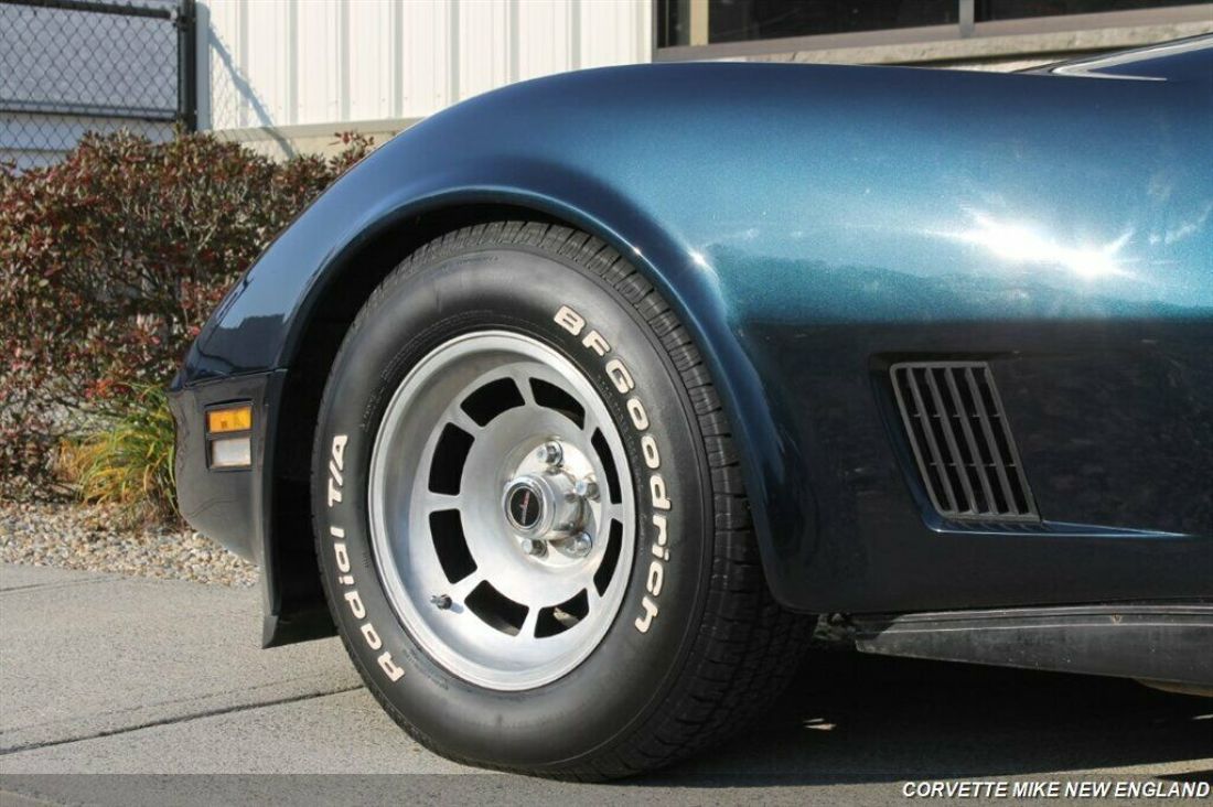 1981 Chevrolet Corvette - photo 11