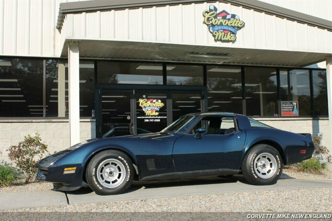1981 Chevrolet Corvette - photo 3