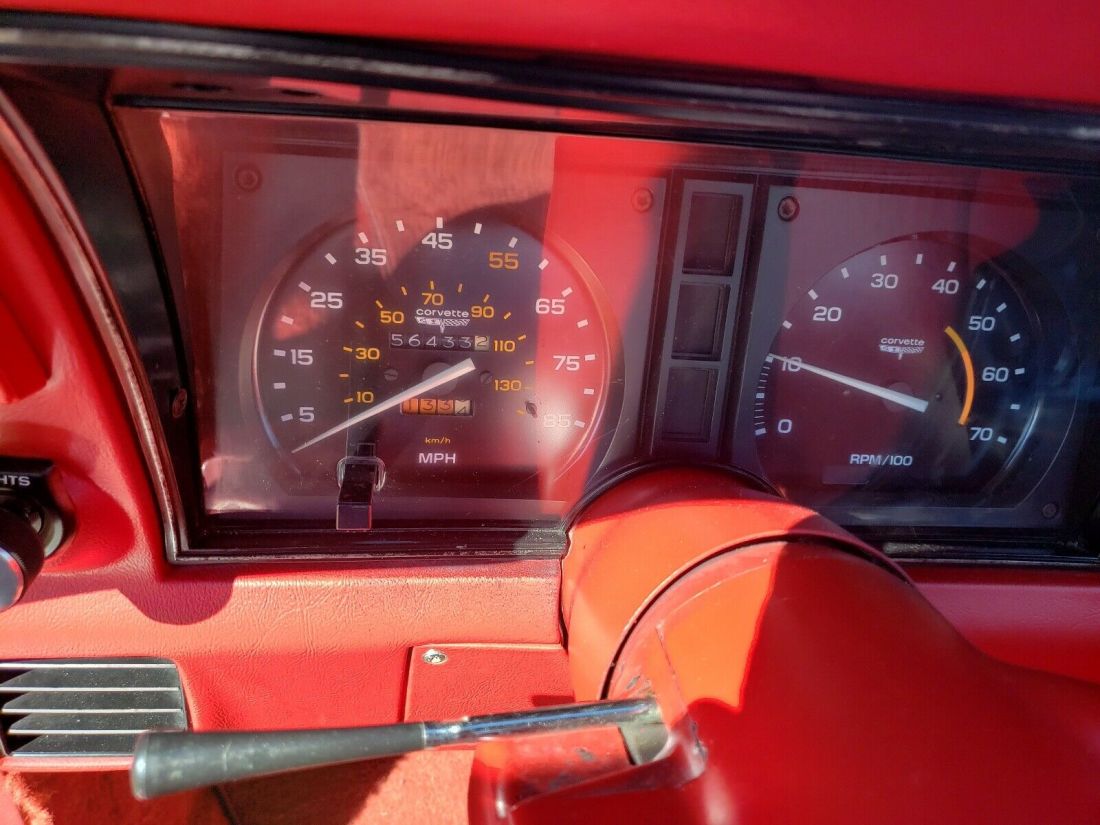 1981 Chevrolet Corvette red - photo 11
