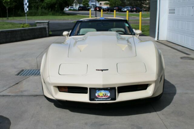 1981 Chevrolet Corvette 2-DR Coupe - photo 5