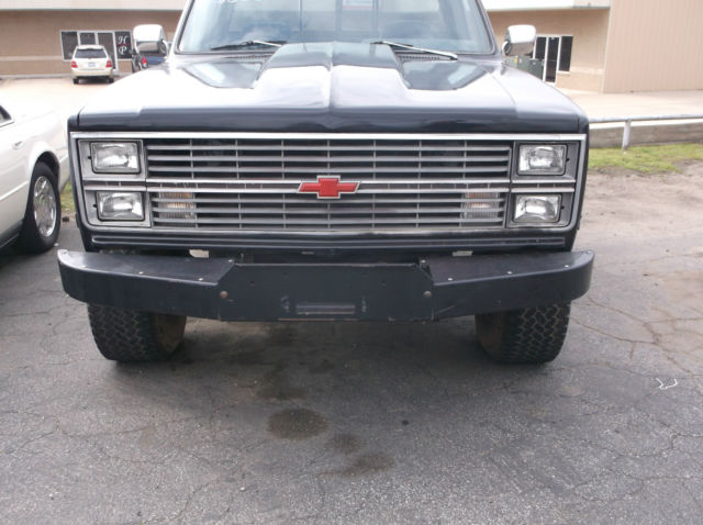 1981 Chevrolet C/K Pickup 1500 k10 2 Door - photo 2