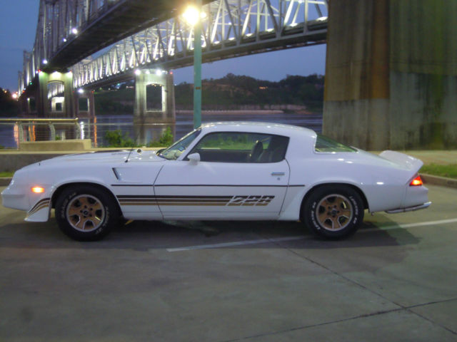 1981 Chevrolet Camaro Z-28 - photo 4