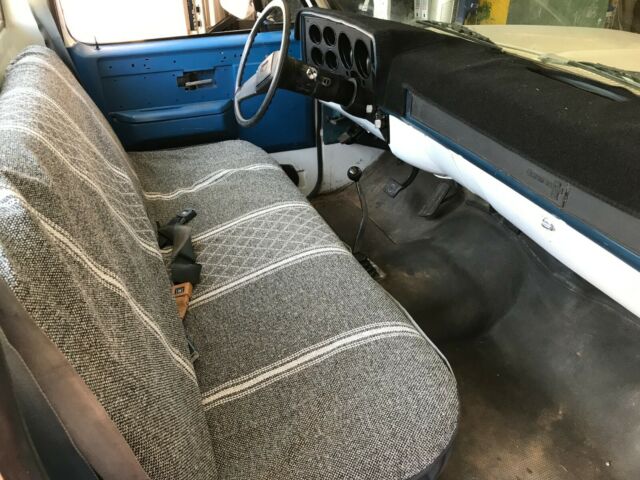 1981 Chevrolet C-10 Custom Deluxe - photo 10