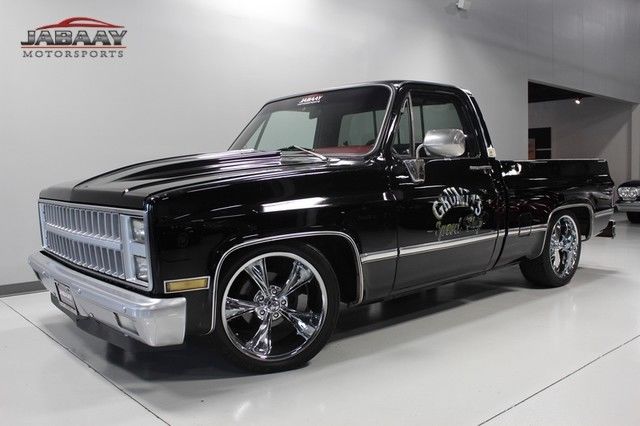 1981 CHEVY C10 SHORTBED~350~TURBO 350 AUTOMATIC~CHROME 20" RIDLER WHEELS~LOWERED 1981 Chevrolet Pickup