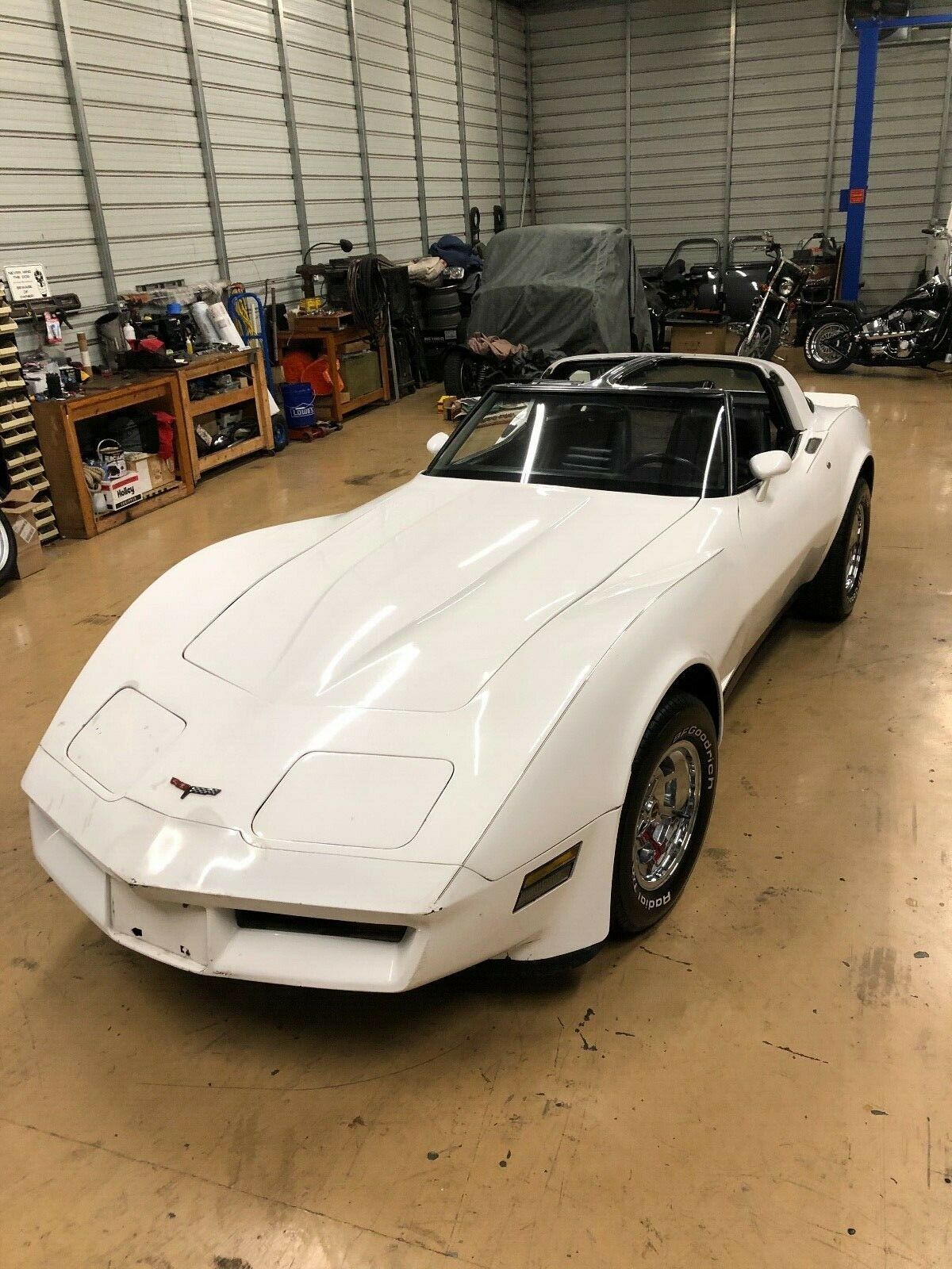 1981 Chevrolet Corvette - photo 2