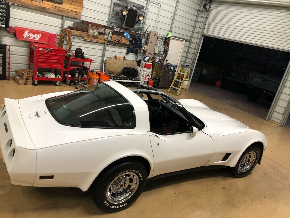 1981 Chevrolet Corvette - photo 6