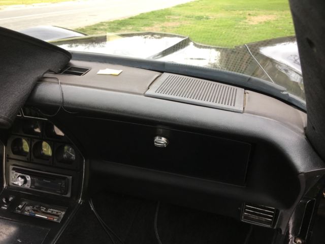 1981 Chevrolet Corvette - photo 8