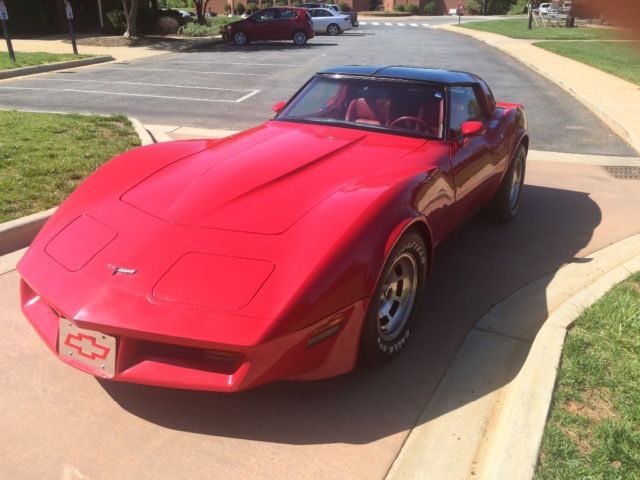 1981 Chevy Corvette, Red, 8cyl, 5.7 liter 1981 Chevrolet Corvette