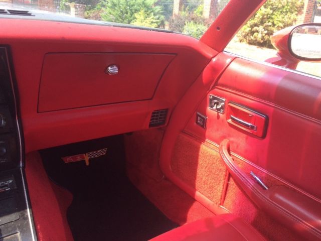 1981 Chevrolet Corvette - photo 10