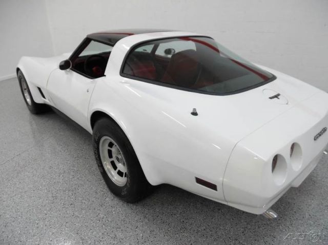 1981 Chevrolet Corvette T-TOP AUTOMATIC 350CI - photo 10
