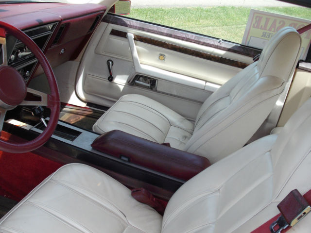 1981 Chrysler Cordoba LS - photo 12