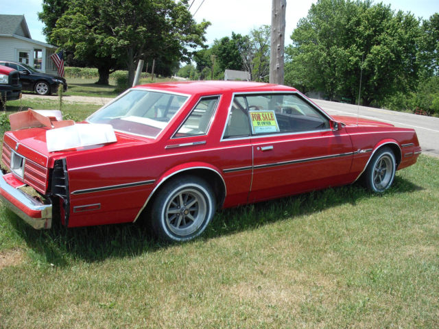 1981 Chrysler Cordoba LS - photo 2