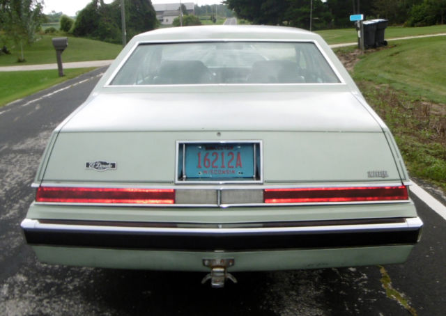 1981 Chrysler Imperial - photo 5