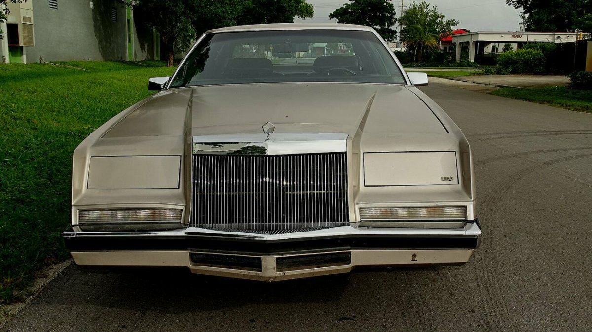 1981 Chrysler Imperial NO RESERVE - photo 10