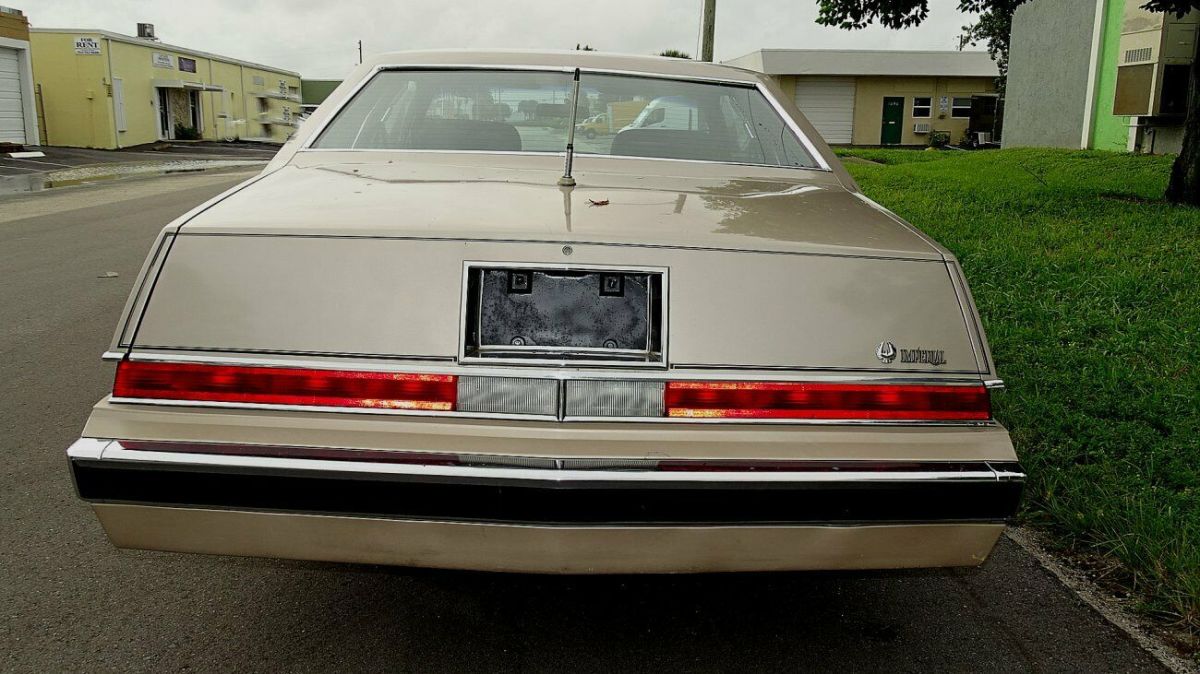 1981 Chrysler Imperial NO RESERVE - photo 9