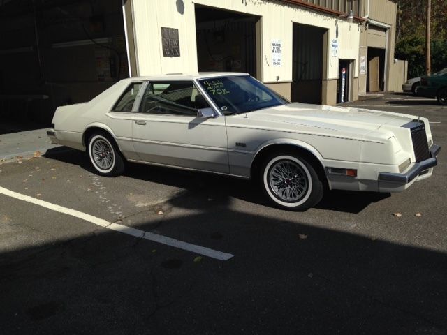 1981 Chrysler Imperial - photo 2