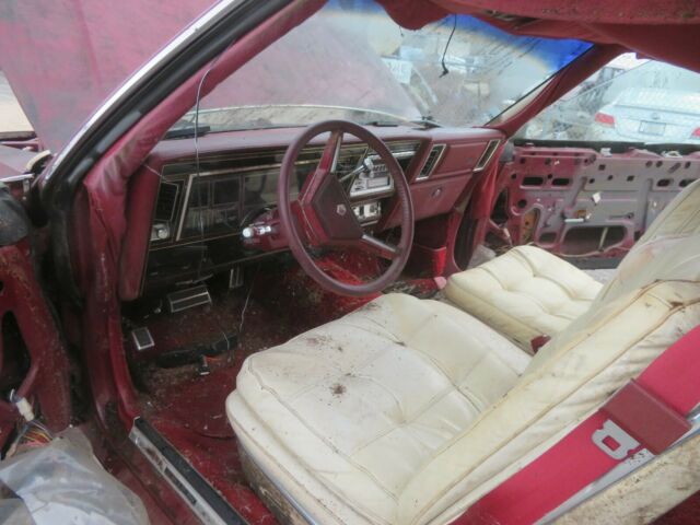 1981 Chrysler Imperial - photo 13