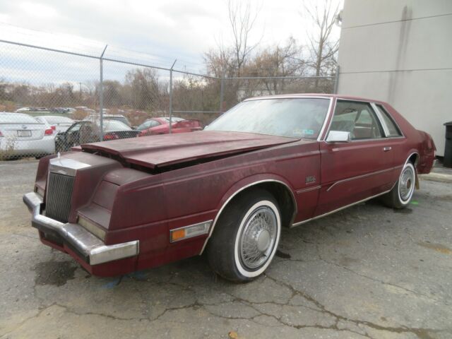 1981 Chrysler Imperial - photo 3