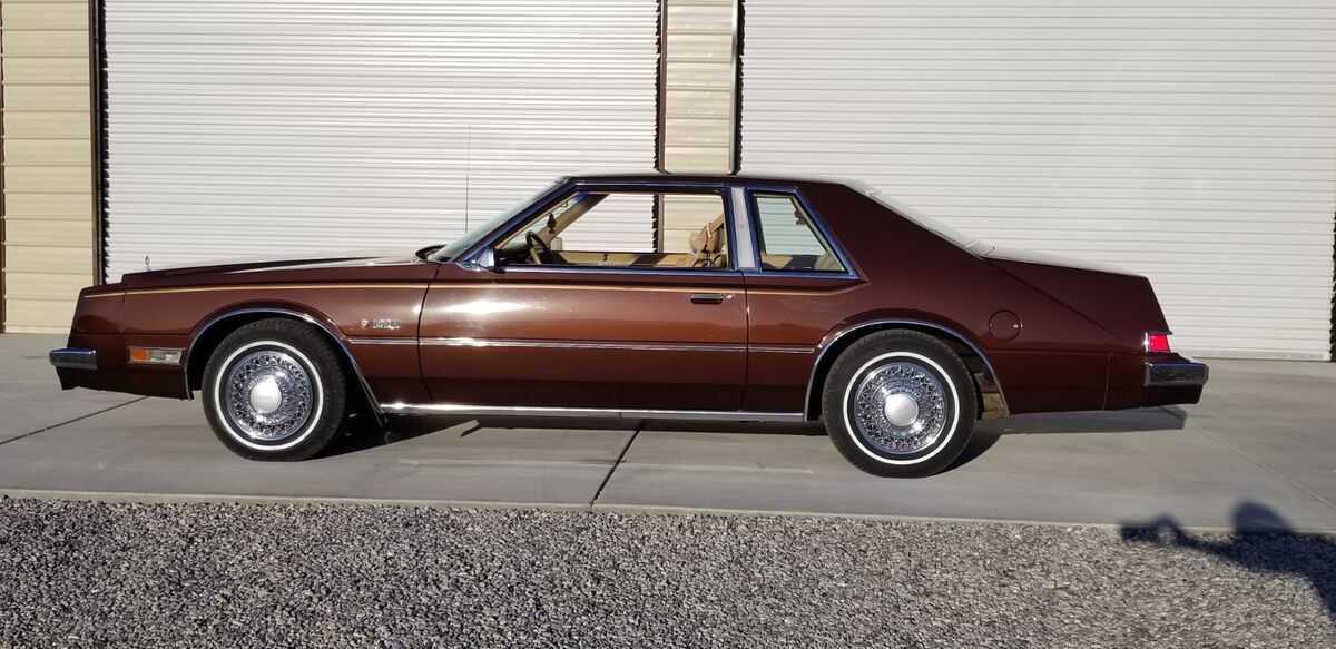 1981 Chrysler Imperial - photo 10