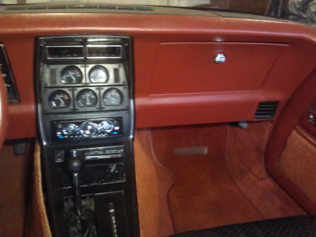 1981 Chevrolet Corvette - photo 10