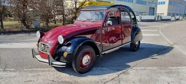 1981 CITROEN 2CV CHARLESTON - (COLLECTOR SERIES) 1981 CITROEN 2CV CHARLESTON - (COLLECTOR SERIES)
